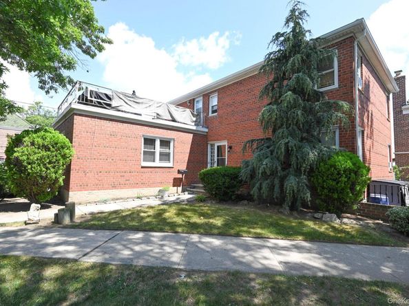 8223 Caldwell Avenue, Middle Village NY 11379