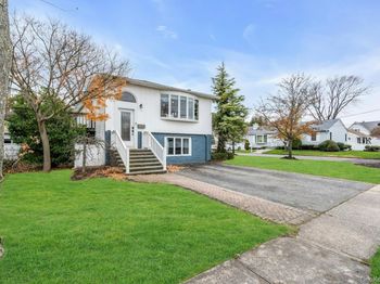 300 Center Bay Drive