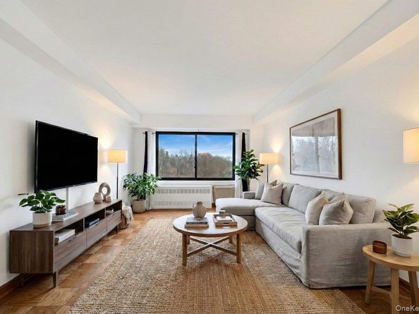 25 Lake Street 7H, White Plains NY 10603