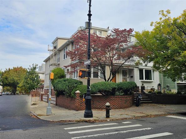 82-03 Myrtle Avenue, Glendale NY 11385