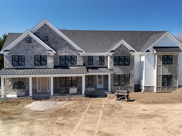 15 Stone Bridge Road, Purchase NY 10577