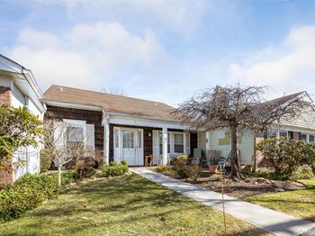 7 Cobblestone Way