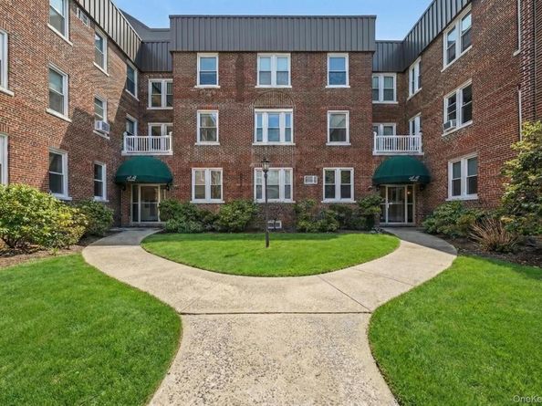 185 Atlantic Avenue C1, Lynbrook NY 11563