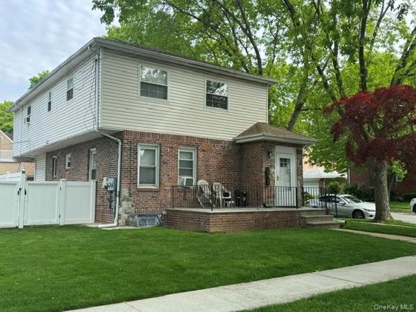 242-19 83rd Avenue, Bellerose NY 11426