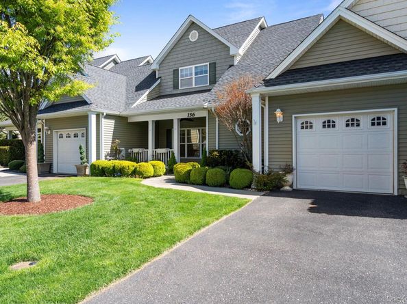 156 Stoneleigh Drive, Riverhead NY 11901