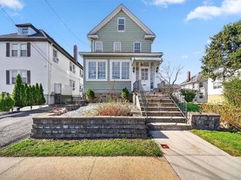 124 Sherwood Avenue