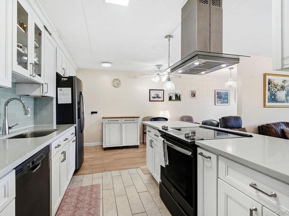 200 High Point Drive 214, Hartsdale NY 10530