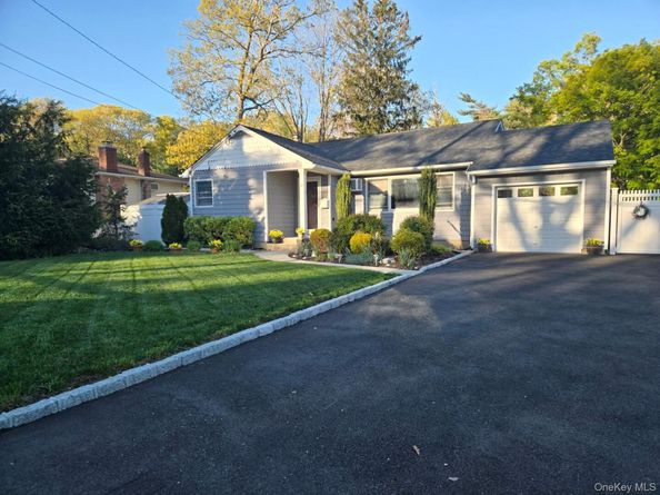 89 W Main Street, Kings Park NY 11754