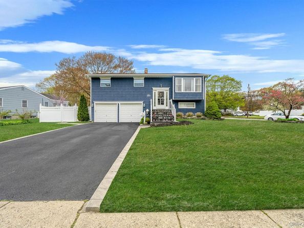 110 Stephen Road, Bayport NY 11705
