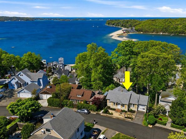 171 Taft Crescent, Centerport NY 11721