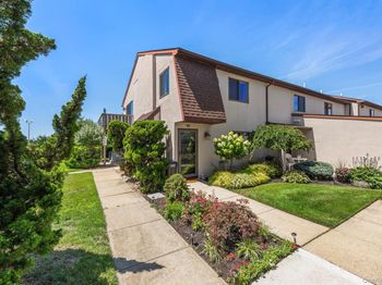 1 Anchorage Way