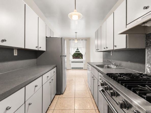 100 Avenue P H1, Brooklyn NY 11204