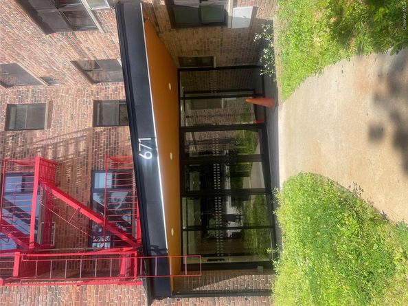 671 Bronx River Road 4G, Yonkers NY 10704