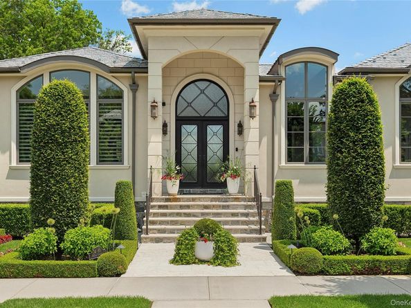 Undisclosed Address #1015057, Whitestone NY 11357