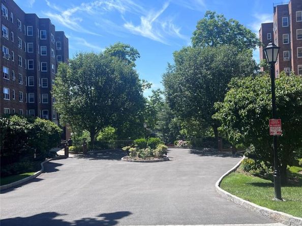 280 Collins Avenue 5J, Mount Vernon NY 10552