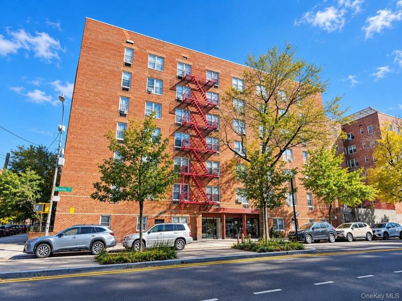 4107 Bowne Street 5N, Flushing NY 11355