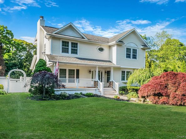 364 Twilight Lane, Smithtown NY 11787