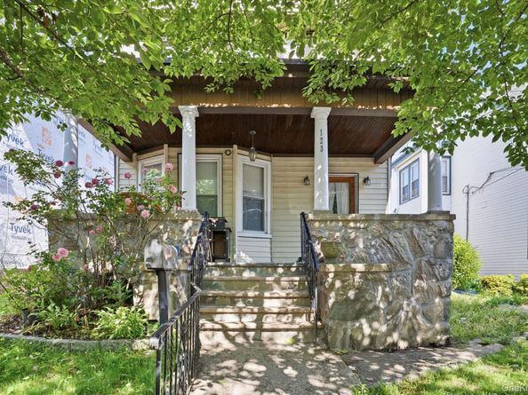 123 Fourth Avenue, Pelham NY 10803
