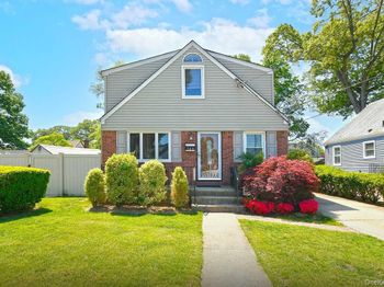 548 Stratford Road