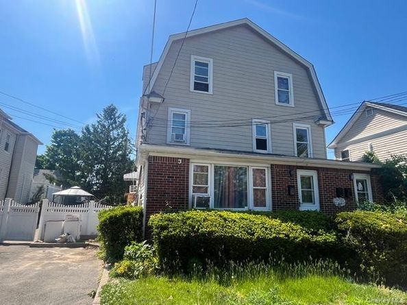 45 James Street, Inwood NY 11096