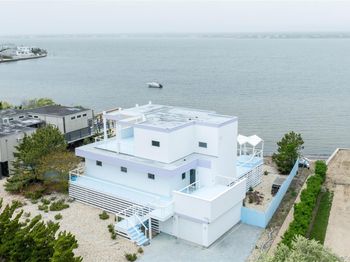 398 Dune Road