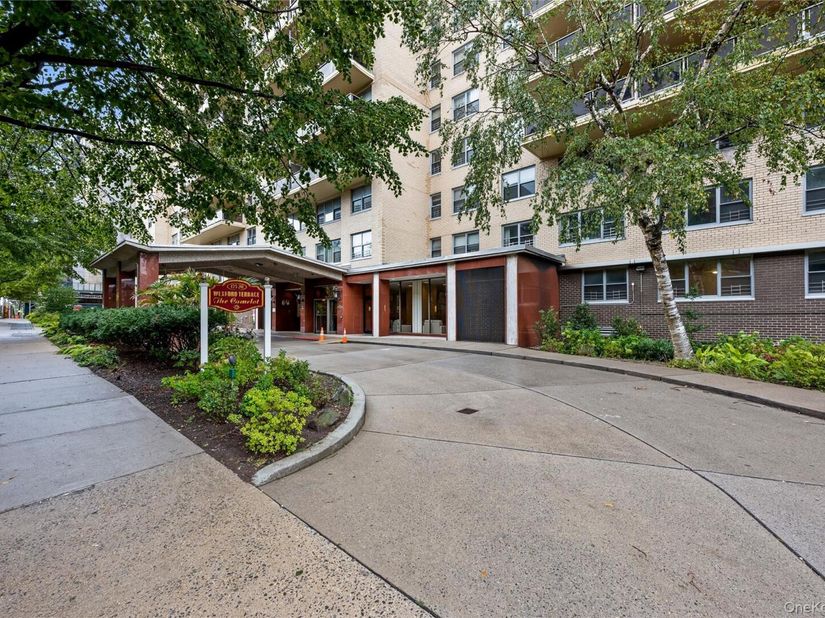 175-20 Wexford Terrace 11A, Jamaica Estates NY 11432