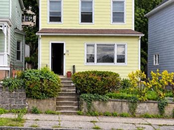 33 S Terrace Avenue