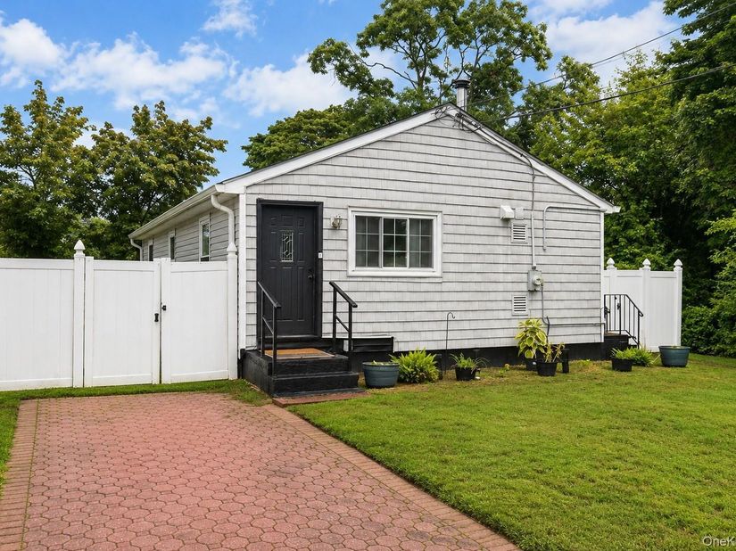 35 S 20th Street, Wyandanch NY 11798