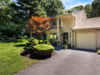 4 Lyndon Court