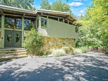 135 Oakside Drive