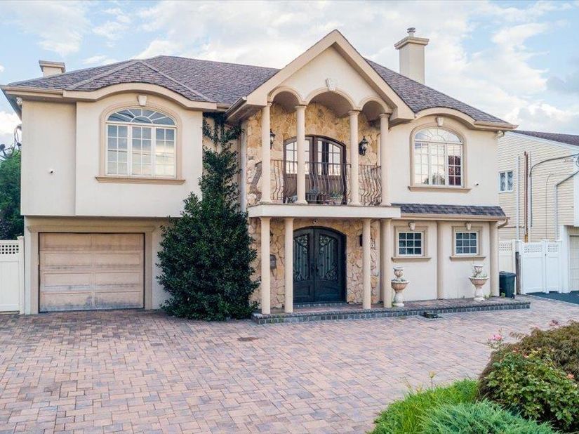 2829 Judith Drive, Bellmore NY 11710