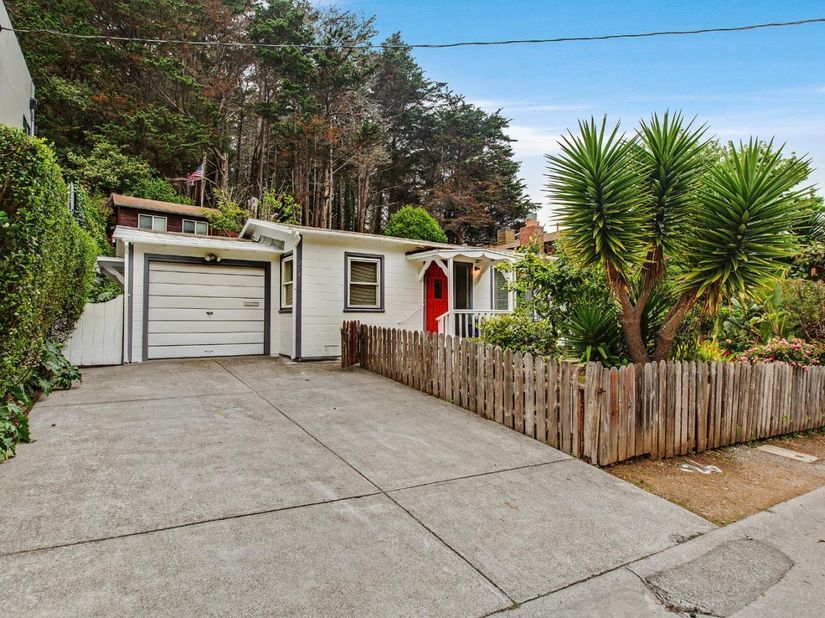 274 Juanita Avenue, Pacifica CA 94044