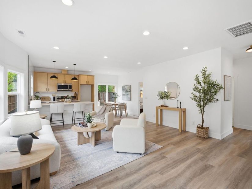 1809 Channing Way, Berkeley CA 94703