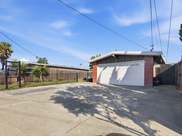 2136 Panama Street, Hayward CA 94545