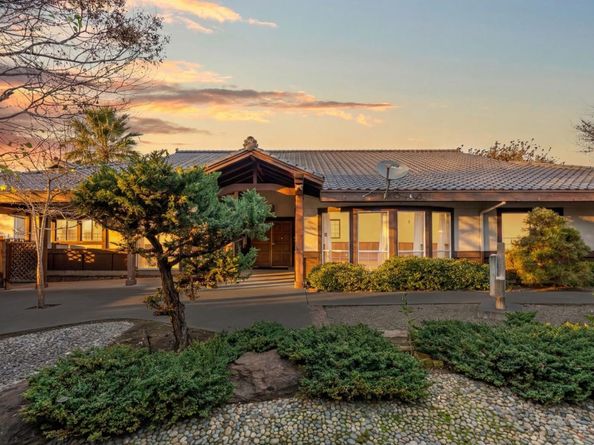 Cypress, Hayward CA 94544