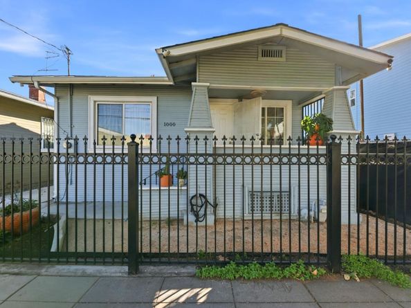 1000 81st Avenue, Oakland CA 94621