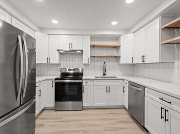 1033 Crestview Drive