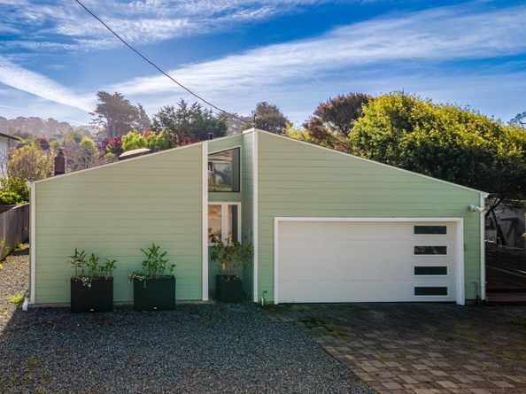 1161 Tamarind Street, Montara CA 94037
