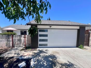 1382 N Capitol Avenue