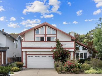 60 Beach Park Boulevard