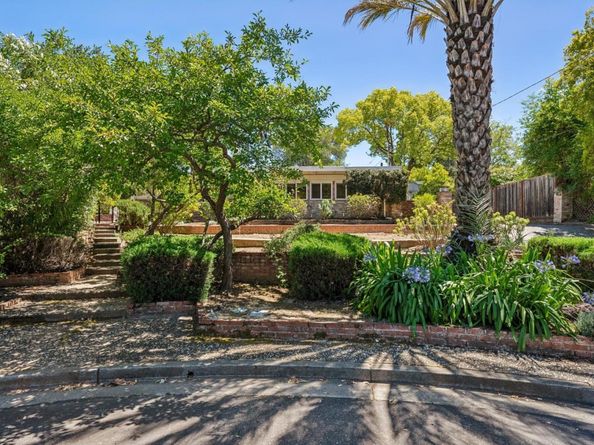 20210 Franklin Avenue, Saratoga CA 95070