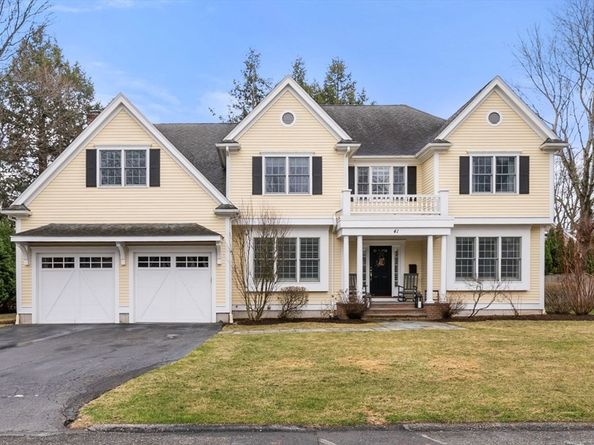 41 Chesterton Rd, Wellesley MA 02481