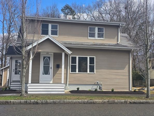 100 Bouve Ave, Brockton MA 02301