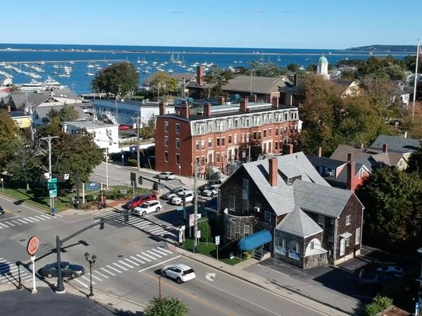 100 Court St, Plymouth MA 02360