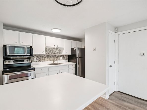 770 Cummins Hwy 22, Boston MA 02126