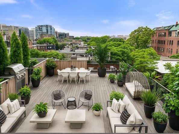 67 Church St PH6, Boston MA 02116