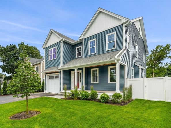 10 Whittier Rd, Natick MA 01760