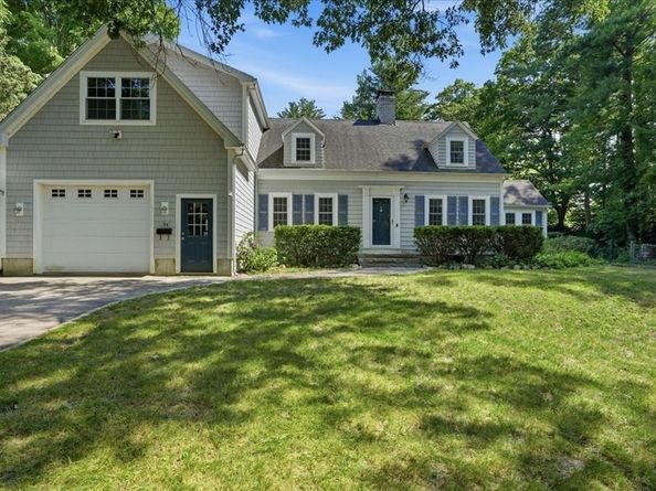 94 High St, Hingham MA 02043