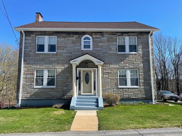 130 Emerald St, Gardner MA 01440