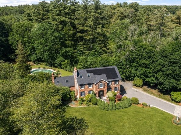 4 Battcock Road, Billerica MA 01821